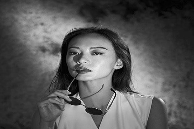 【重點】上海形象照拍攝進行介紹女性拍攝形象照時該如何進行展現(xiàn)魅力呢？